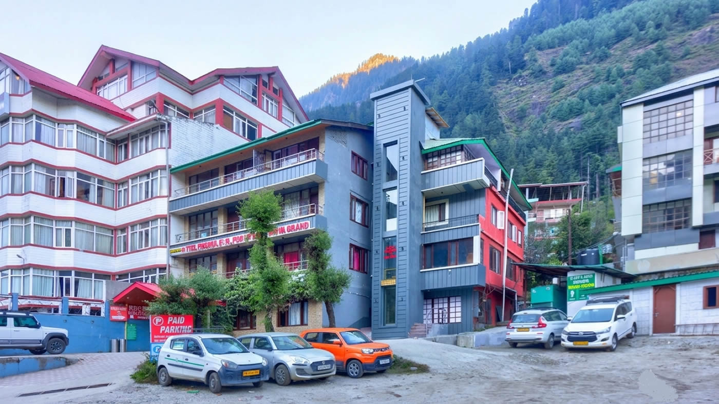 best hotel in manali with parking